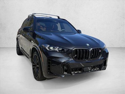 Used 2024 BMW X5 M60i image 3