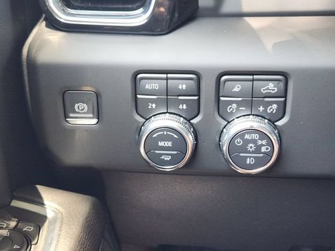 Used 2023 GMC Sierra 1500 Denali AWD/4WD image 22