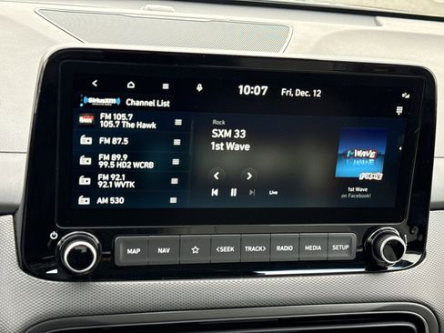 Certified 2023 Hyundai Kona Limited image 18