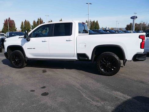 Used 2025 Chevrolet Silverado 3500 LT image 20