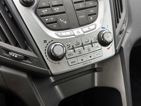 Used 2012 Chevrolet Equinox LS image 22