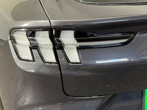 Used 2022 Ford Mustang Mach-E Premium image 36