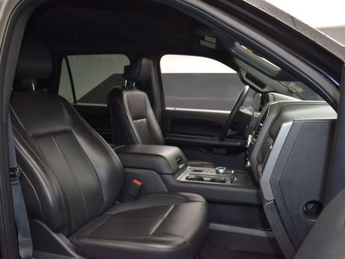 Used 2021 Ford Expedition Max XLT RWD image 13