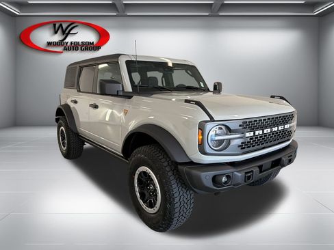 New 2026 Ford Bronco Badlands AWD/4WD image 3