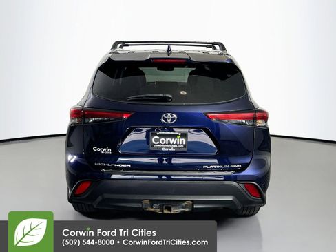 Used 2021 Toyota Highlander Platinum AWD/4WD image 14