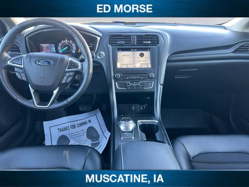 Used 2018 Ford Fusion SE w/ Equipment Group 201A image 10