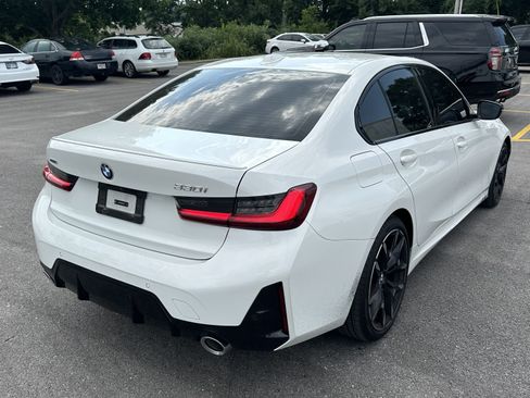 Used 2025 BMW 330i xDrive Sedan w/ M Sport Package AWD/4WD image 10