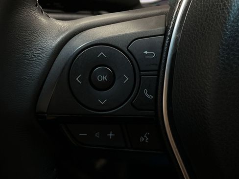 Used 2024 Toyota Venza XLE AWD/4WD image 27