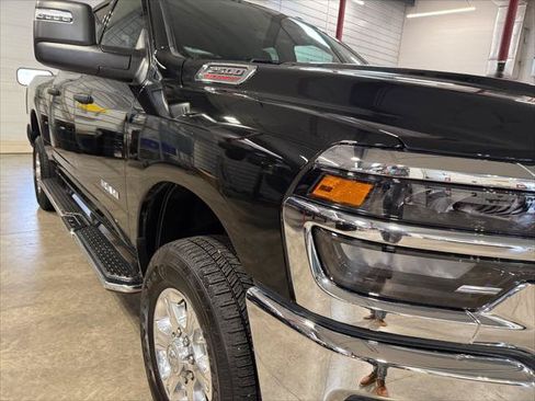 Certified 2026 RAM 2500 Big Horn AWD/4WD image 3