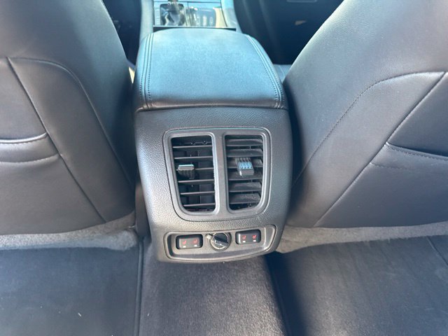 Used 2018 Ford Taurus Limited FWD image 10