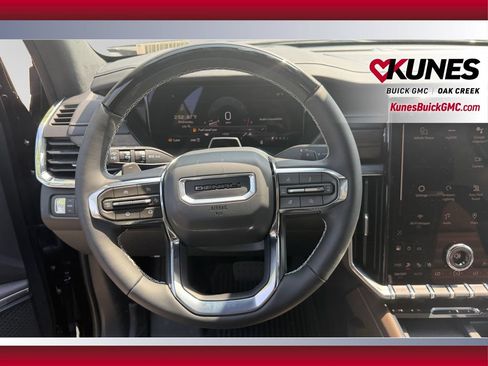 New 2026 GMC Acadia Denali Ultimate w/ LPO, Floor Liner Package AWD/4WD image 15