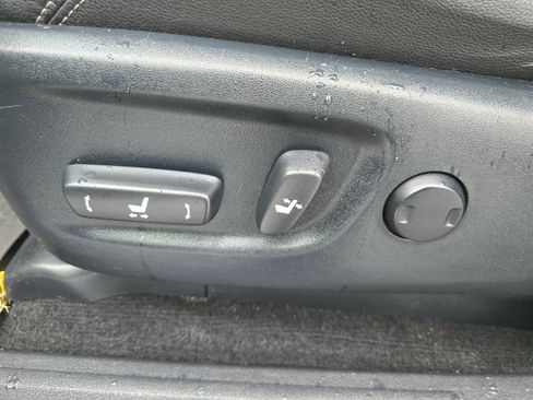 Used 2017 Toyota 4Runner SR5 Premium image 29