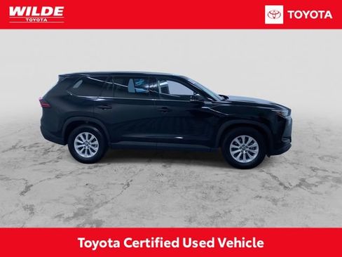 Certified 2025 Toyota Grand Highlander AWD image 2