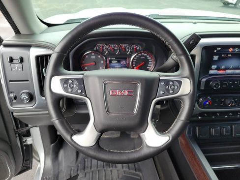Used 2015 GMC Sierra 1500 SLT w/ SLT Crew Cab Value Package image 22