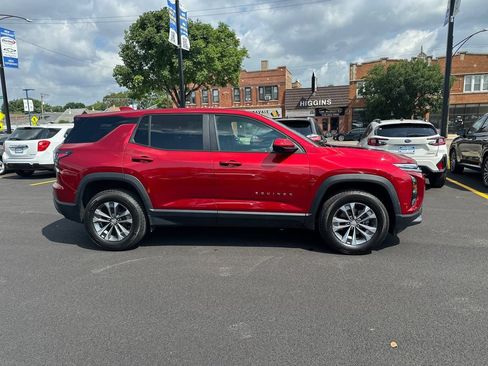 Certified 2025 Chevrolet Equinox LT w/ Safety and Technology Package AWD/4WD image 3