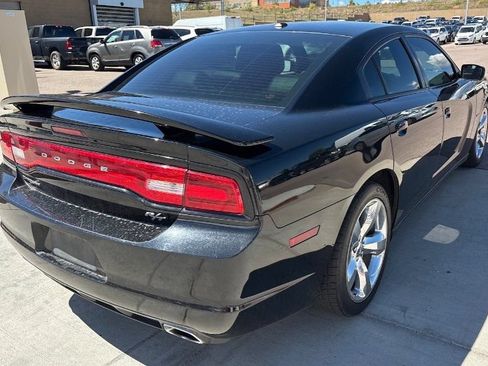Used 2012 Dodge Charger R/T RWD image 3