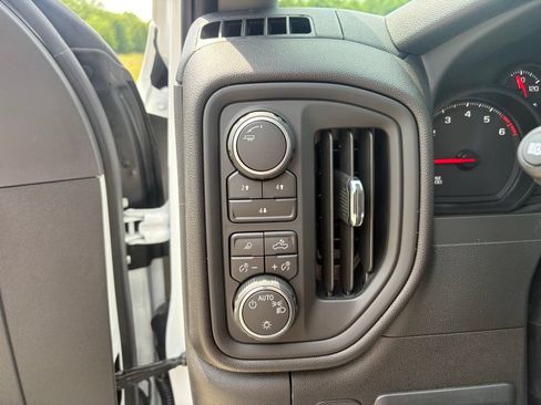 Used 2026 Chevrolet Silverado 3500 W/T w/ WT Convenience Package AWD/4WD image 2