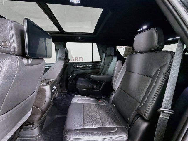 Used 2021 GMC Yukon Denali w/ Denali Ultimate Package AWD/4WD image 30