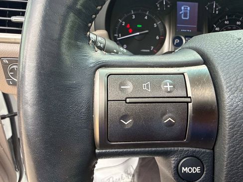 Used 2017 Lexus GX 460 Premium AWD/4WD image 30