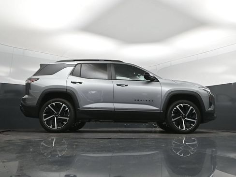 New 2026 Chevrolet Equinox RS w/ Convenience Package III FWD image 38