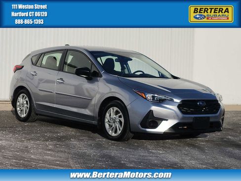 Certified 2025 Subaru Impreza 2.0i image 1