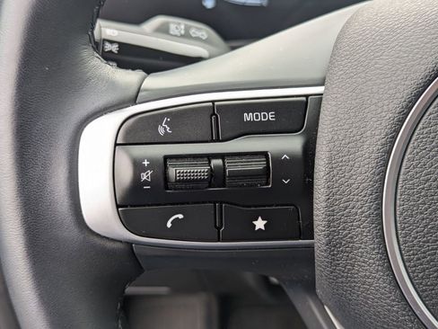 Used 2025 Kia Sportage X-Line w/ Premium Package image 22