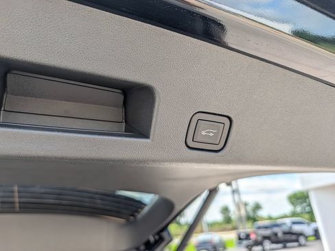 New 2026 GMC Acadia Elevation w/ Black Edition FWD image 30