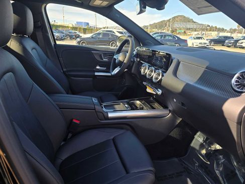 New 2026 Mercedes-Benz GLA 250 image 11