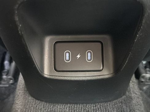 Used 2025 Hyundai Elantra Limited FWD image 32