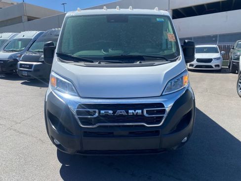 Used 2025 RAM ProMaster 2500 w/ U-Haul Equipment Group FWD image 2