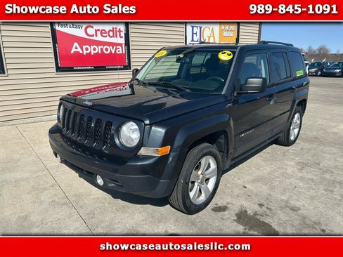 Used 2014 Jeep Patriot Latitude image 1