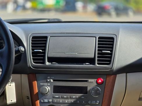 Used 2006 Subaru Outback 2.5i image 15