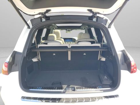 New 2026 Mercedes-Benz GLS 580 4MATIC image 8
