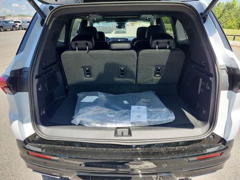 New 2026 Buick Enclave Sport Touring w/ Power Package AWD/4WD image 8