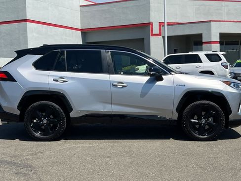 Used 2020 Toyota RAV4 XSE w/ XSE Grade Weather Package AWD/4WD image 6