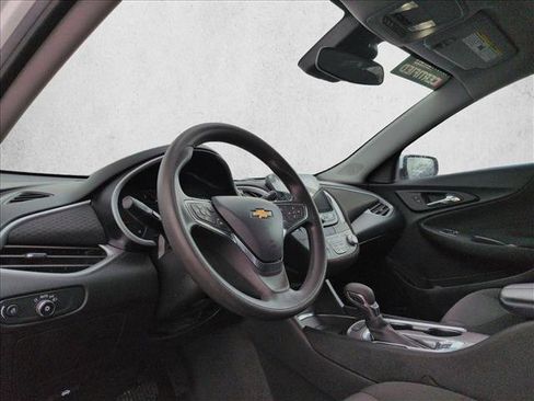 Used 2024 Chevrolet Malibu LT FWD image 10