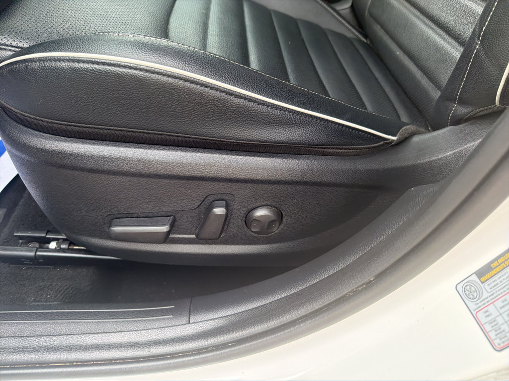 Used 2024 Kia Forte GT-Line w/ GT-Line Premium Package FWD image 12