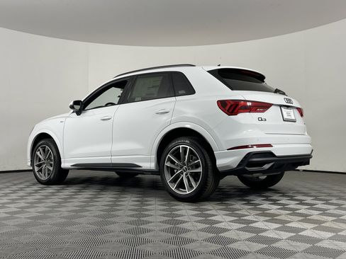 New 2025 Audi Q3 2.0T Premium image 12