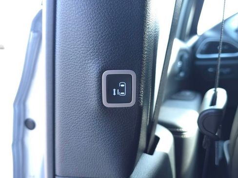 New 2026 Chrysler Pacifica Limited w/ S Appearance Package image 28