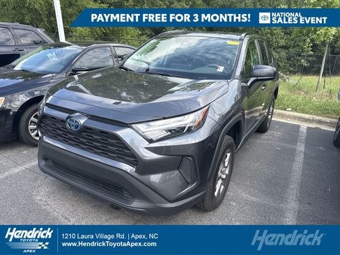 Used 2024 Toyota RAV4 LE AWD/4WD image 1