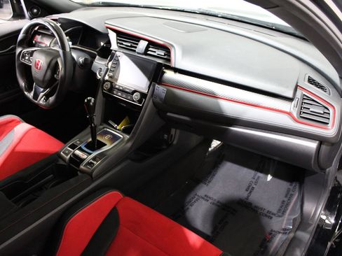 Used 2019 Honda Civic Type R image 23