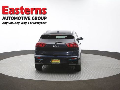 Used 2022 Kia Niro EX w/ Cold Weather Package FWD image 36
