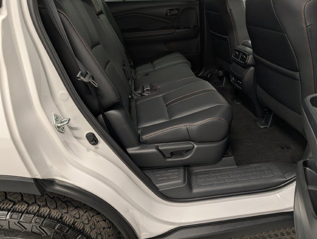 Used 2024 Honda Passport TrailSport image 26