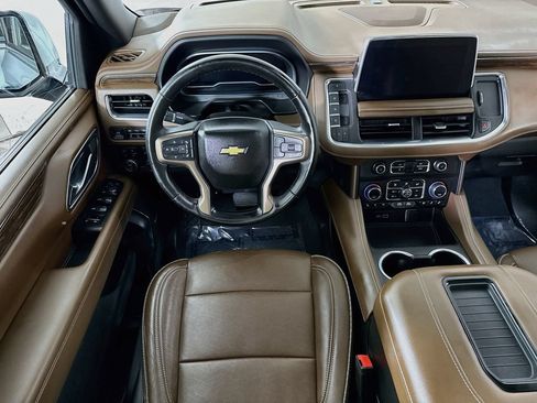 Used 2023 Chevrolet Tahoe High Country AWD/4WD image 3