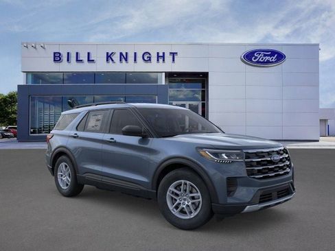 New 2026 Ford Explorer Active RWD image 7