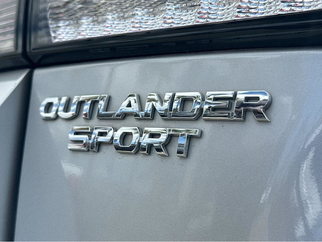 Used 2022 Mitsubishi Outlander Sport ES AWD/4WD image 35