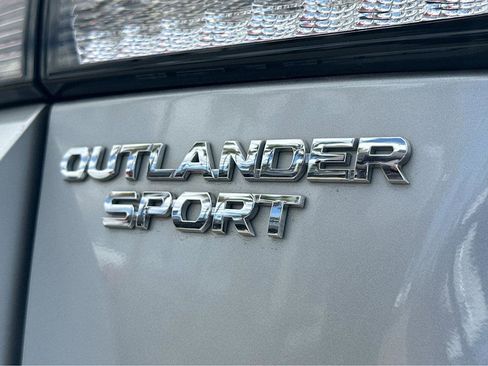 Used 2022 Mitsubishi Outlander Sport ES AWD/4WD image 35