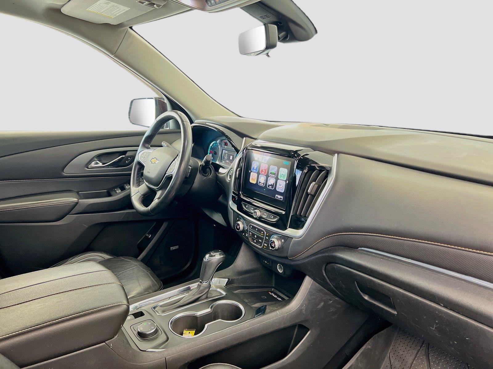 Used 2018 Chevrolet Traverse Premier AWD/4WD image 29