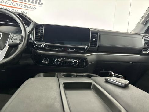 Used 2024 GMC Sierra 1500 Elevation AWD/4WD image 21