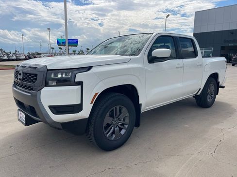 New 2026 Nissan Frontier SV w/ Tow Package image 6